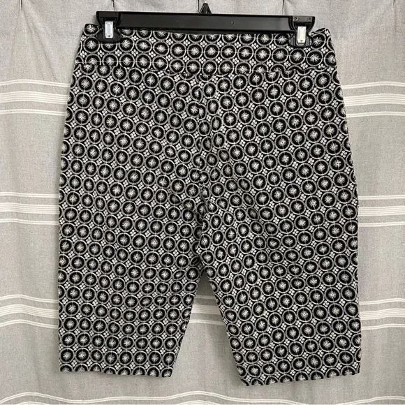 il Gilet / Black & White Embroidered Linen Blend Bermuda Shorts Size 10 - Picture 2 of 9